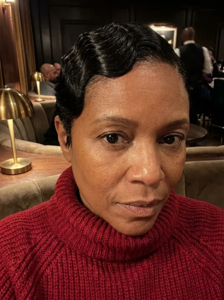 Soft Finger Waves