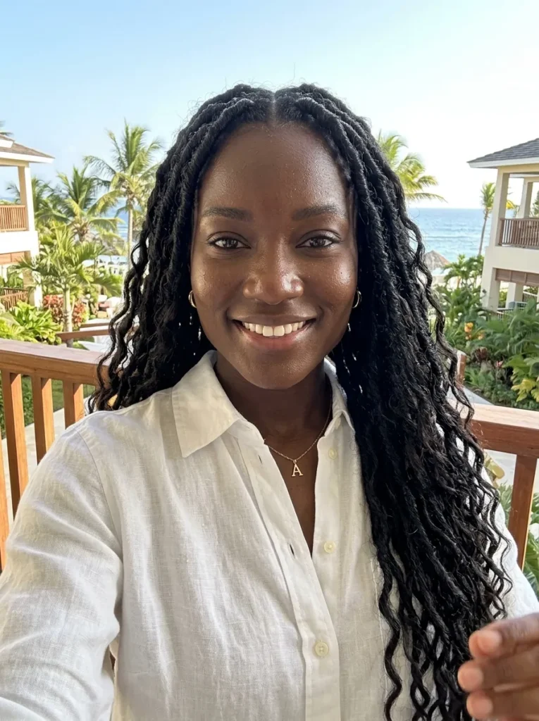 Wavy Goddess Locs
