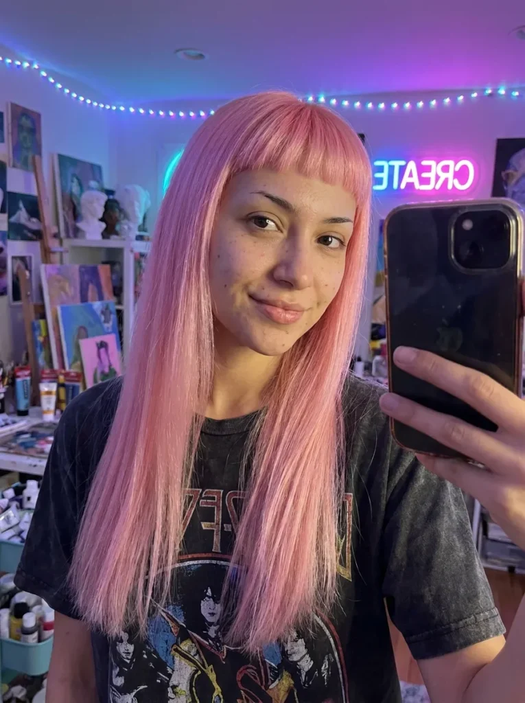 Face-Hugging Micro Bangs
