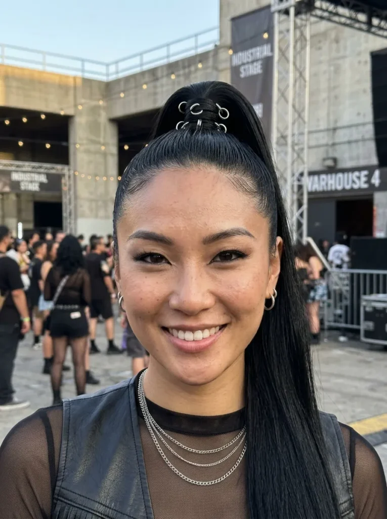 High Ponytail With Rings