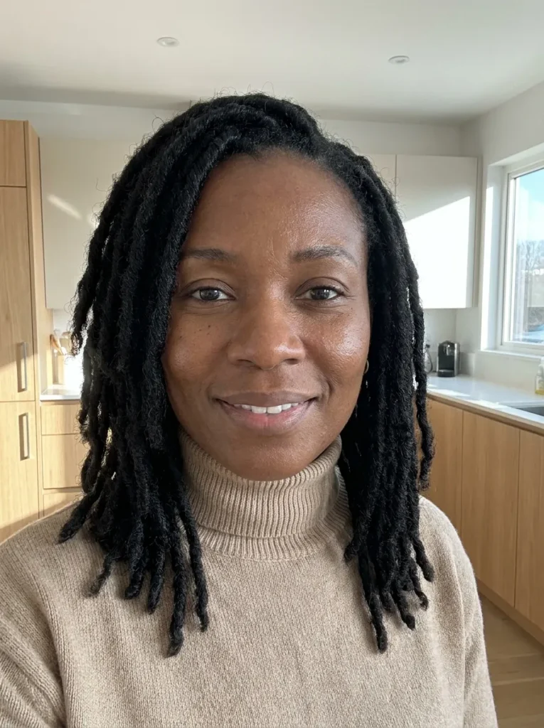 Layered Collarbone Locs