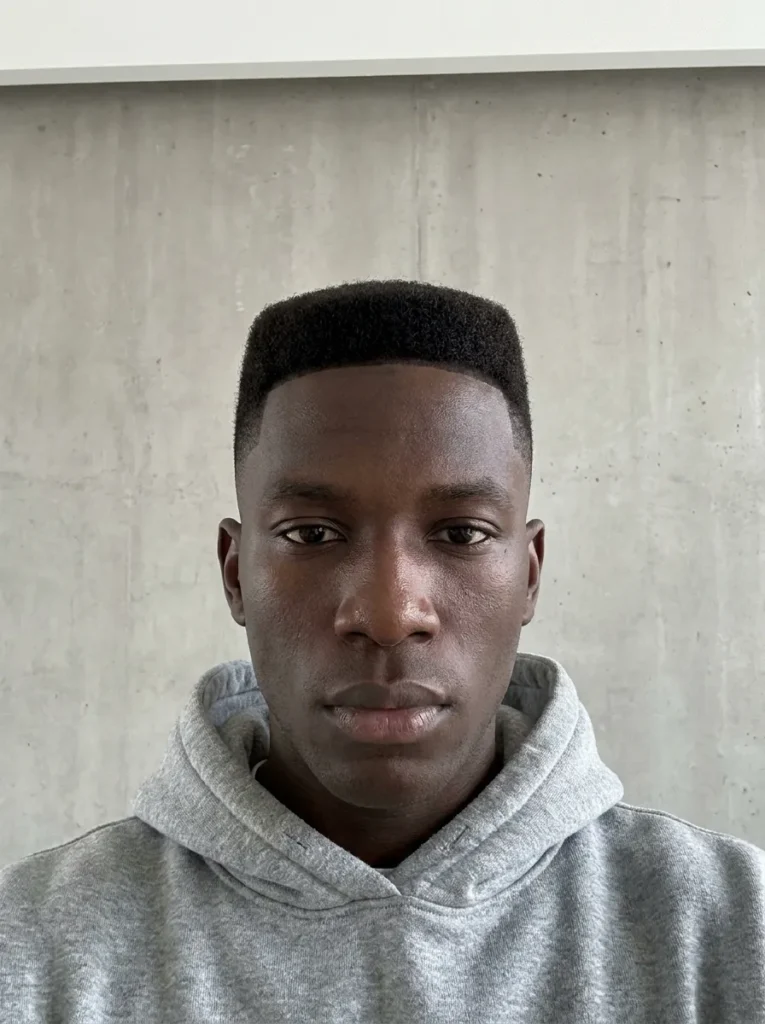Short Sculpted Fade